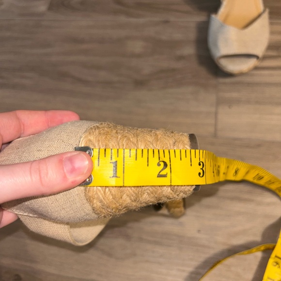 Solanz Tan Shimmer Espadrille Wedge Helena Size 6.5 - Picture 5 of 6